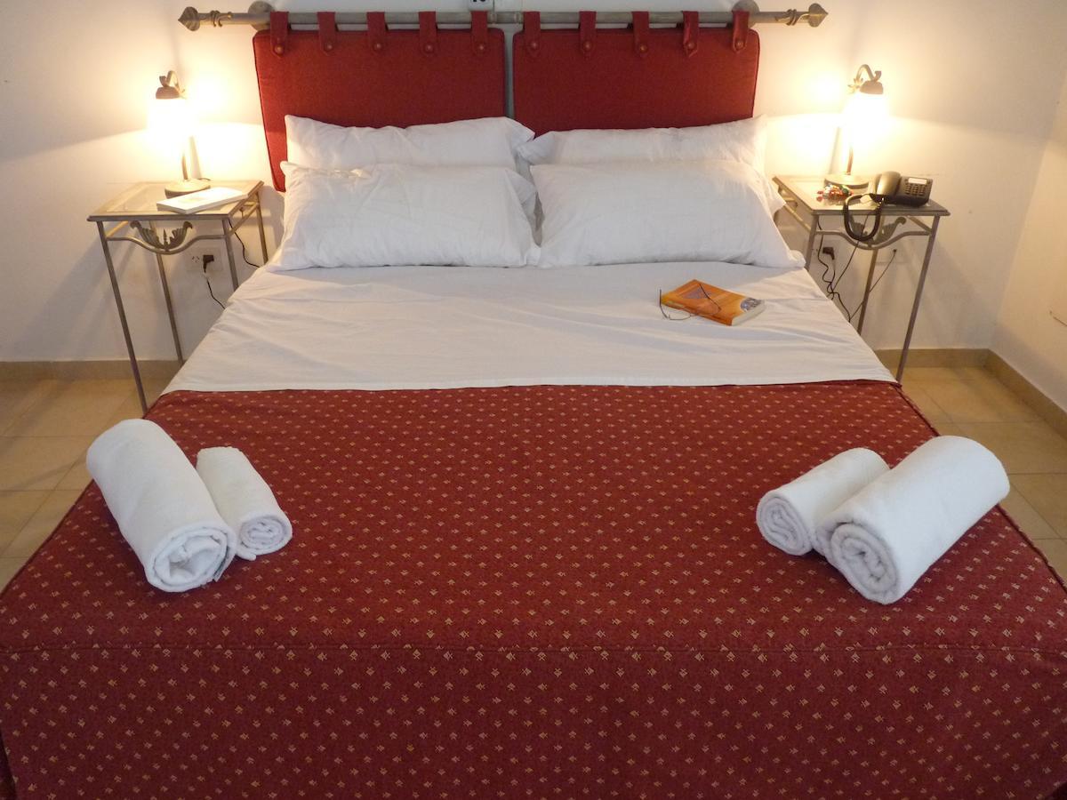 Hotel Quelu Leufu Río Colorado Zimmer foto