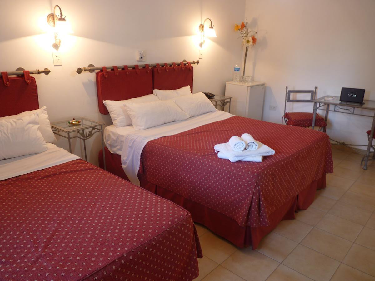 Hotel Quelu Leufu Río Colorado Zimmer foto